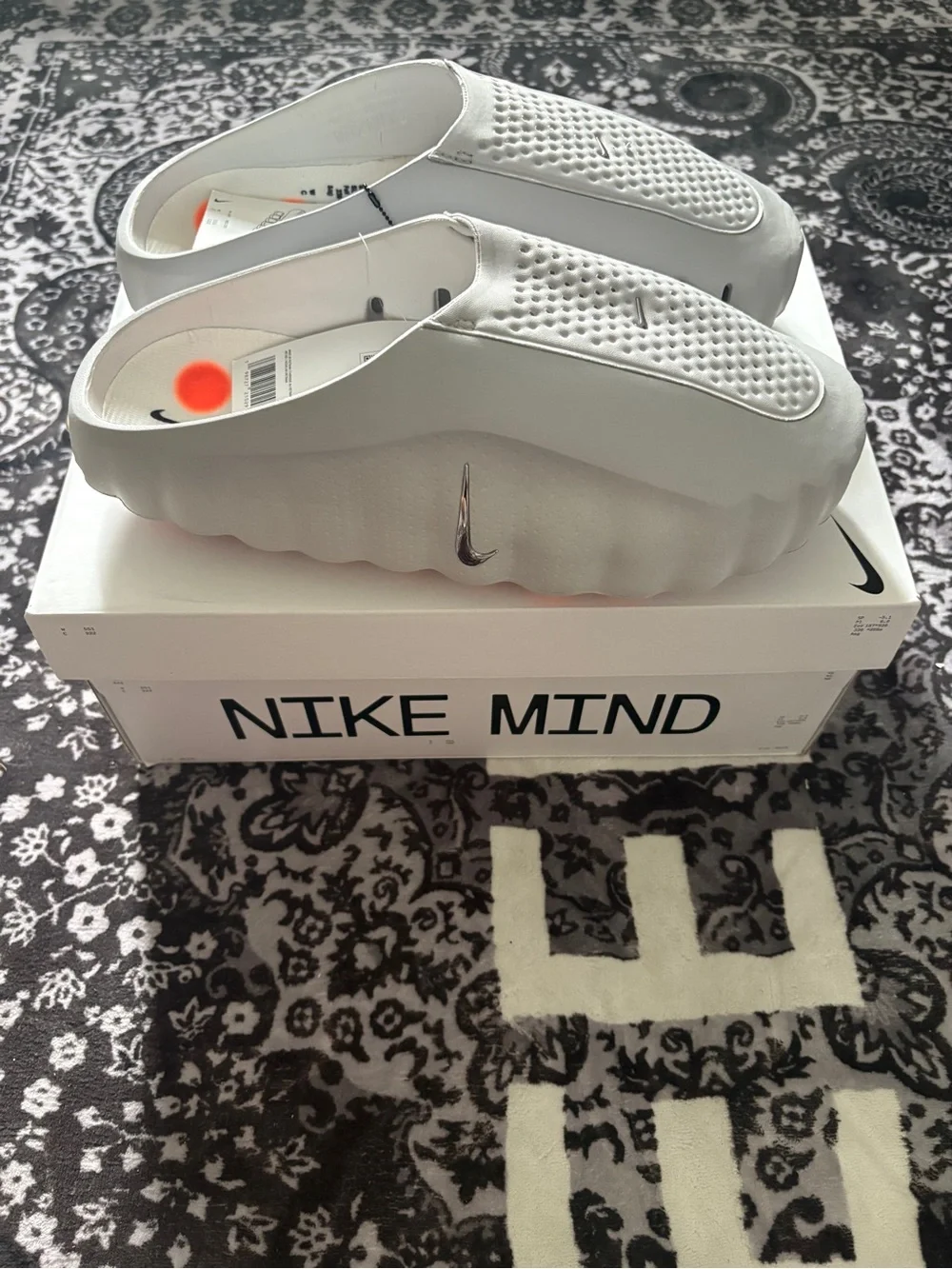 Nike Mind 001 Slides Men Light Smoke Grey - Picture 2 of 10